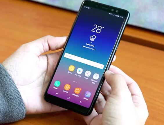 Samsung Galaxy A8 Fido